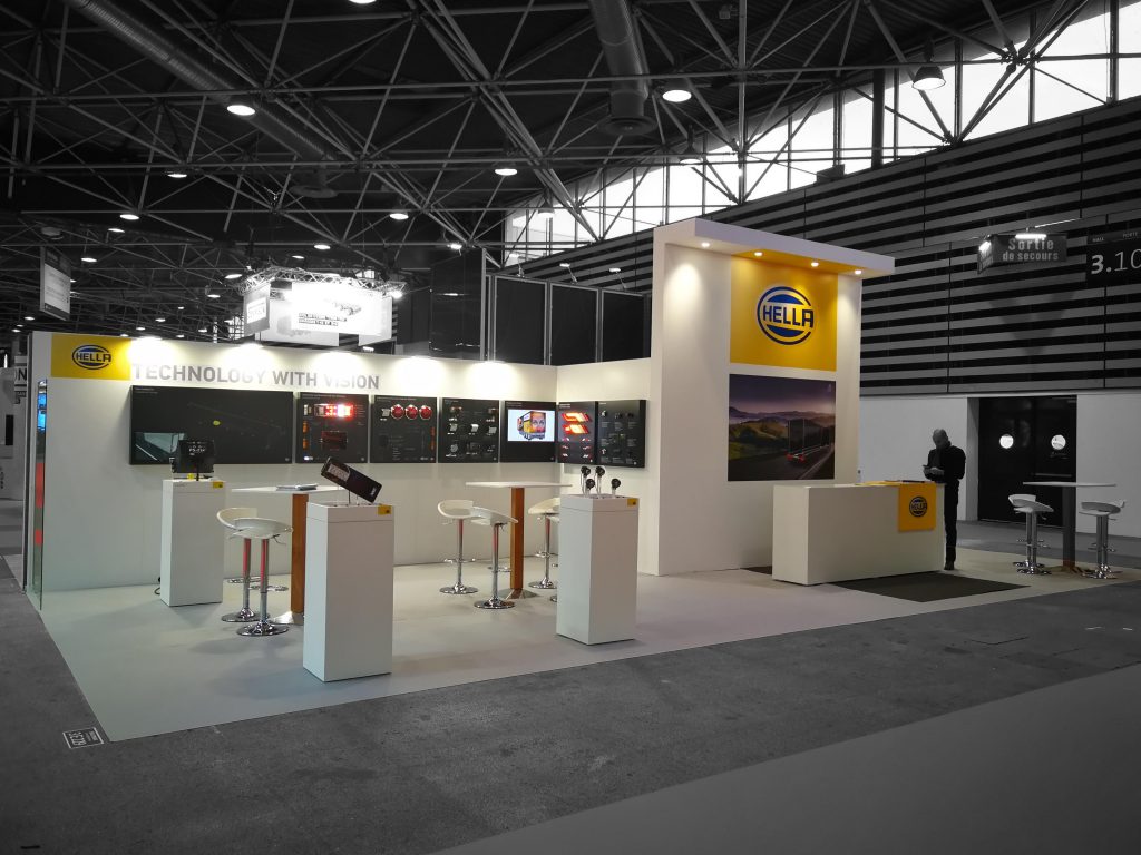 Stand sur-mesure HELLA sur SOLUTRANS