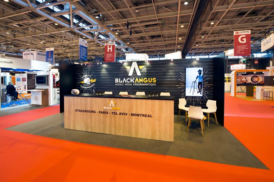 STAND BLACKANGUS SALON E-MARKETING