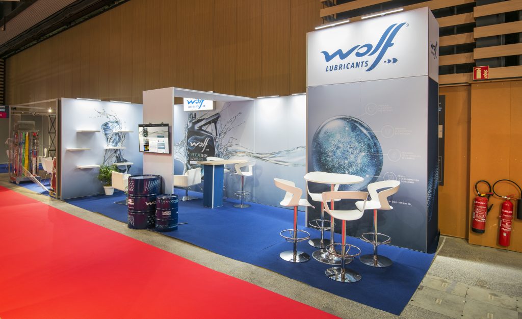 STAND WOLF OIL SALON SOLUTRANS