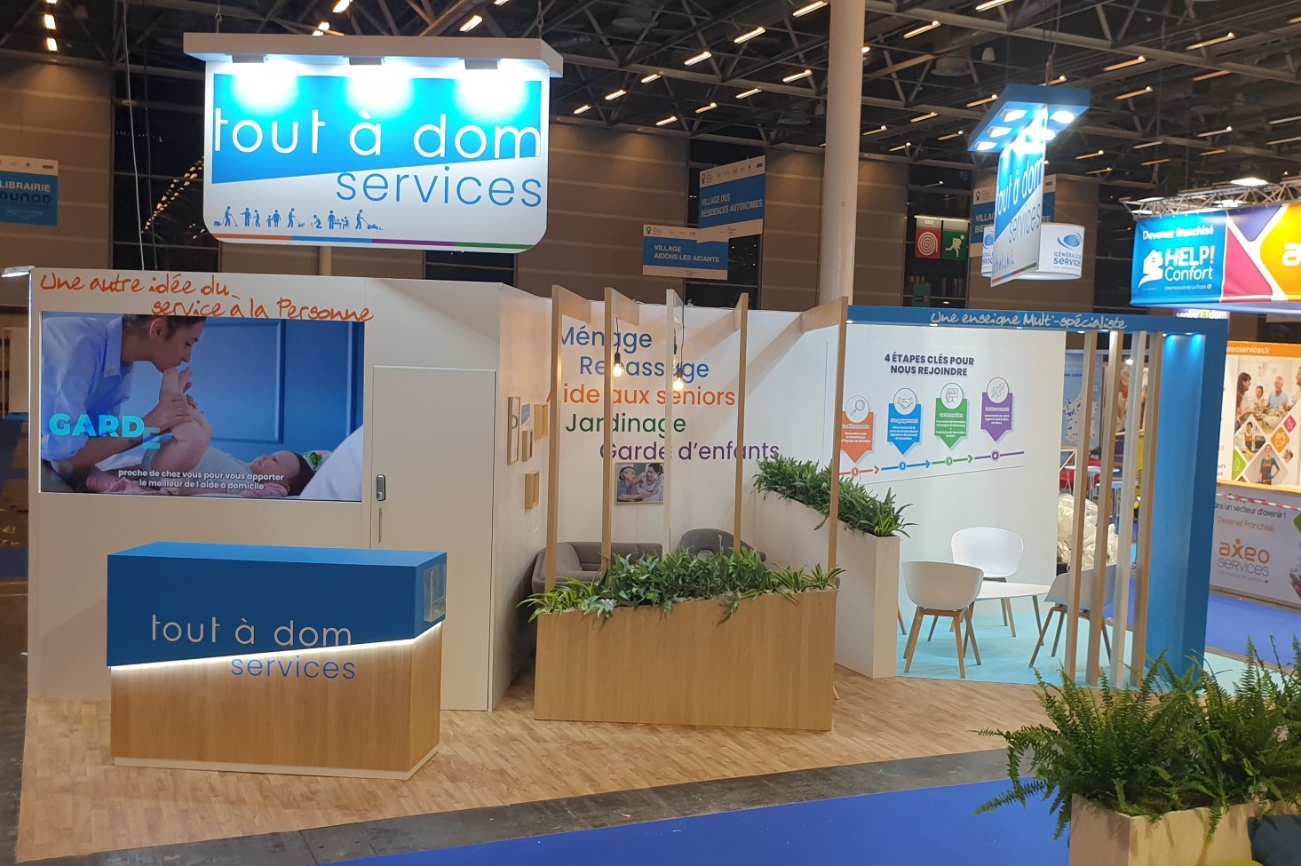 STAND TOUT A DOM SERVICES SALON DES SERVICES A LA PERSONNE ET DE L'EMPLOI A DOMICILE