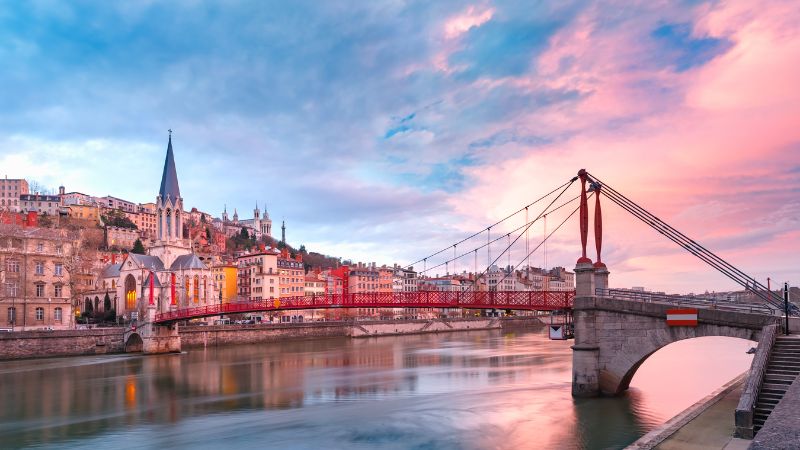 Standiste à Lyon