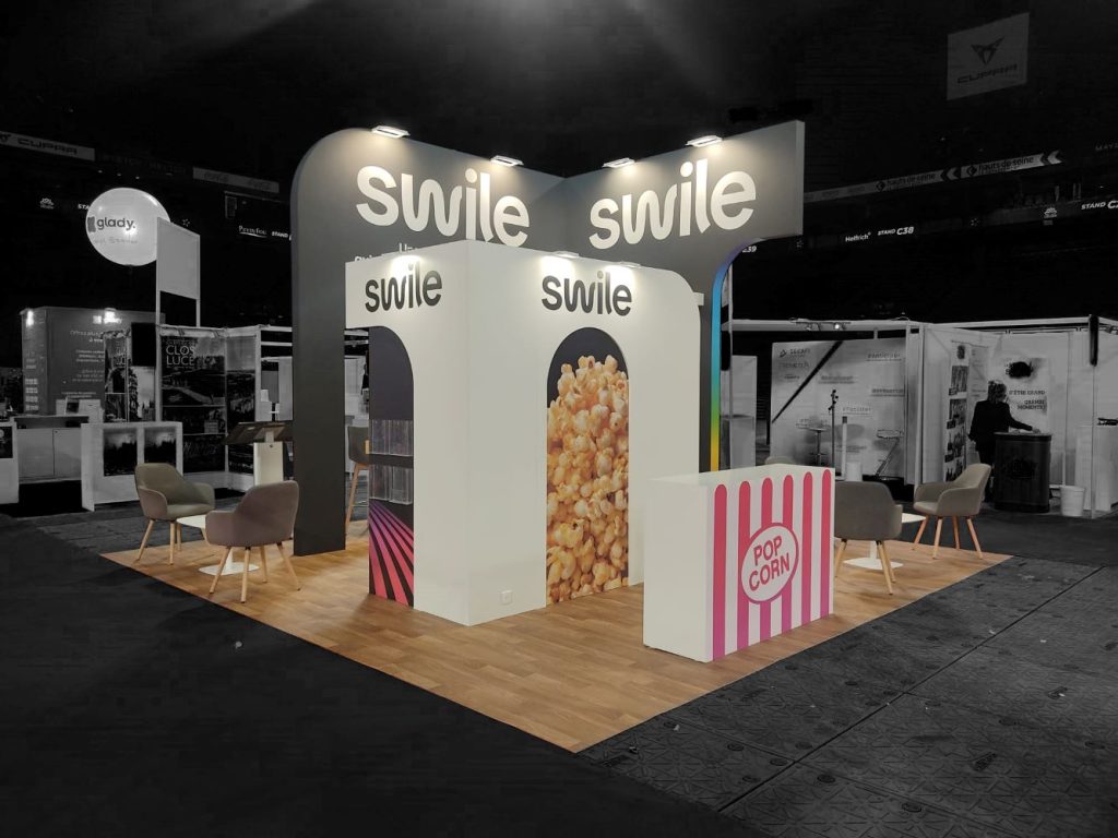 STAND SWILE SALON SOLUTIONS CSE