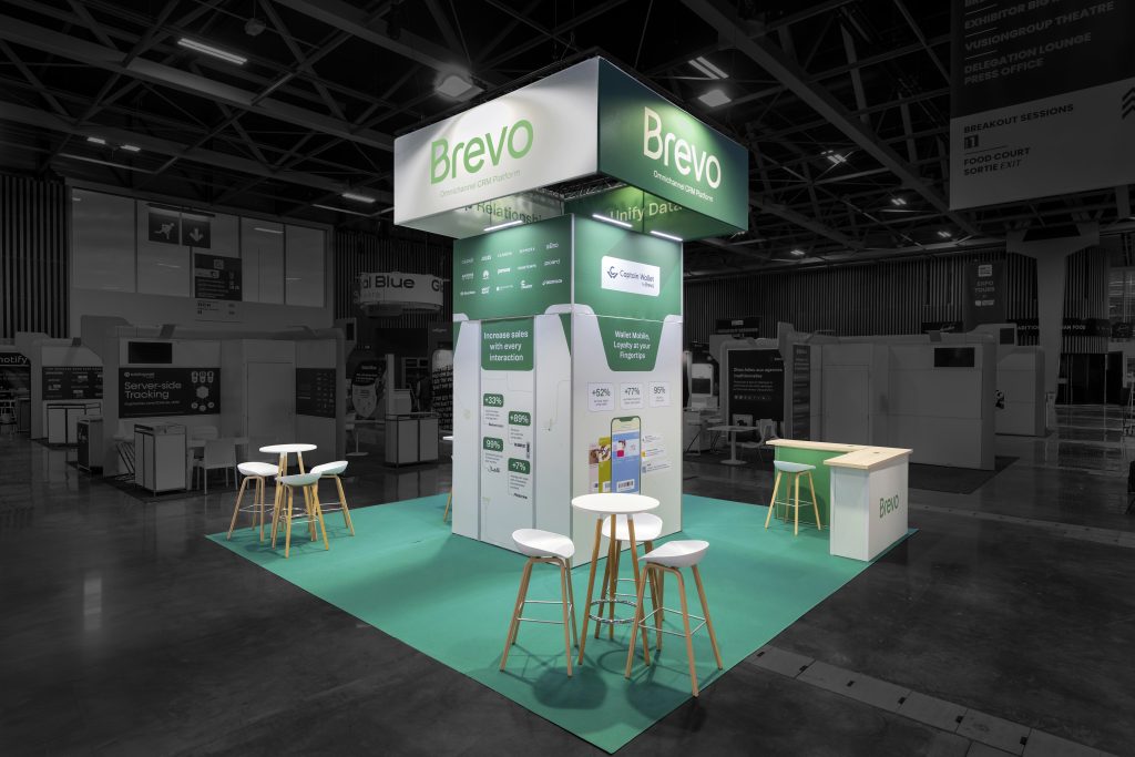 STAND BREVO SALON NRF