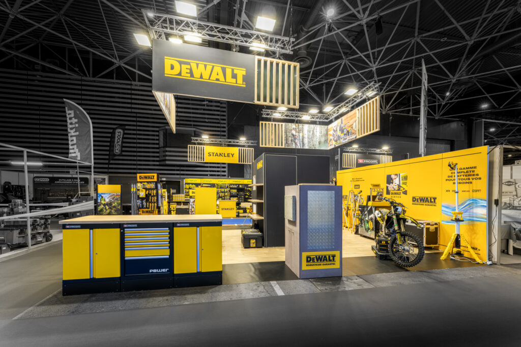 Stand Dewalt COFAQ vue arrière