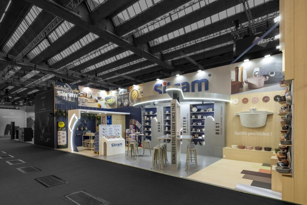 stand sitram ambiente 2 vue cote droit