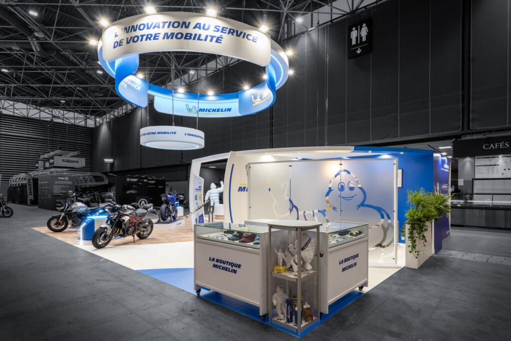 2026 photo stand michelin salon du 2 roues vue arrière