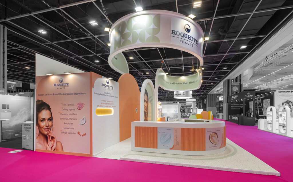 PHOTO STAND ROQUETTE BEAUTE IN COSMETICS vue coté gauche