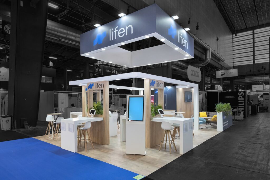 PHOTO STAND LIFEN SANTEXPO ANGLE DROIT